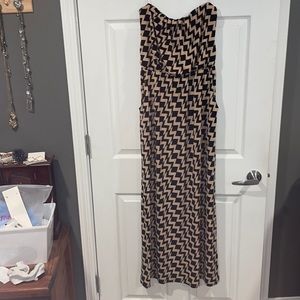 Strapless maxi dress with pockets -size large